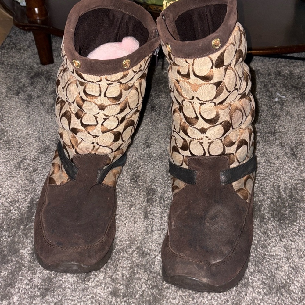 Coach boots
